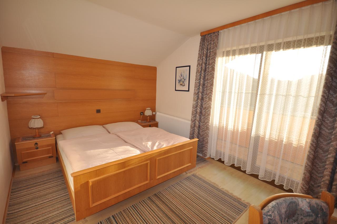 Appartement Kristall เทาพลิทซ์ ภายนอก รูปภาพ